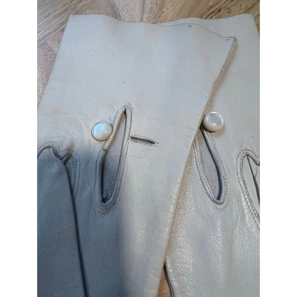 Vintage White Leather Gloves Small JL